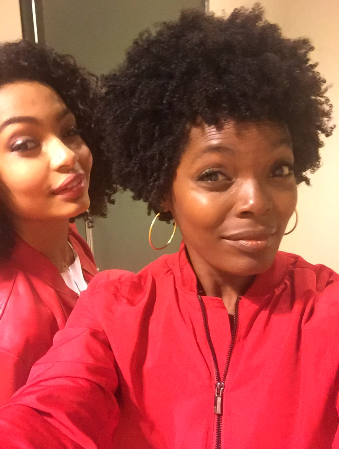 Celebrity Mothers And Daughters Who Have Seriously Stunning Hair 
